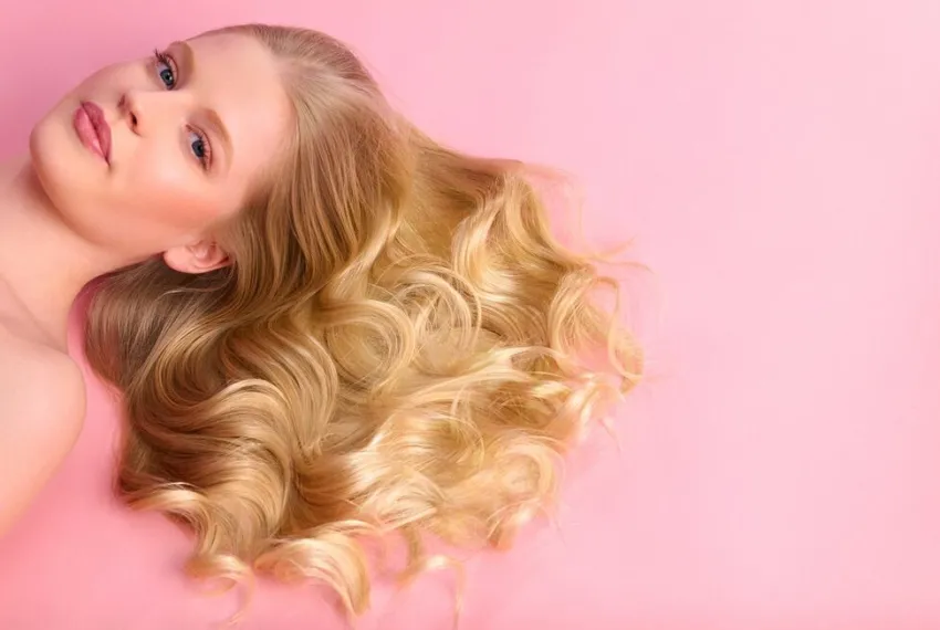 Fashion invisibobble Extra Shine Haarspray