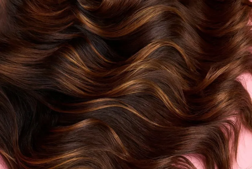 Fashion invisibobble Extra Shine Haarspray
